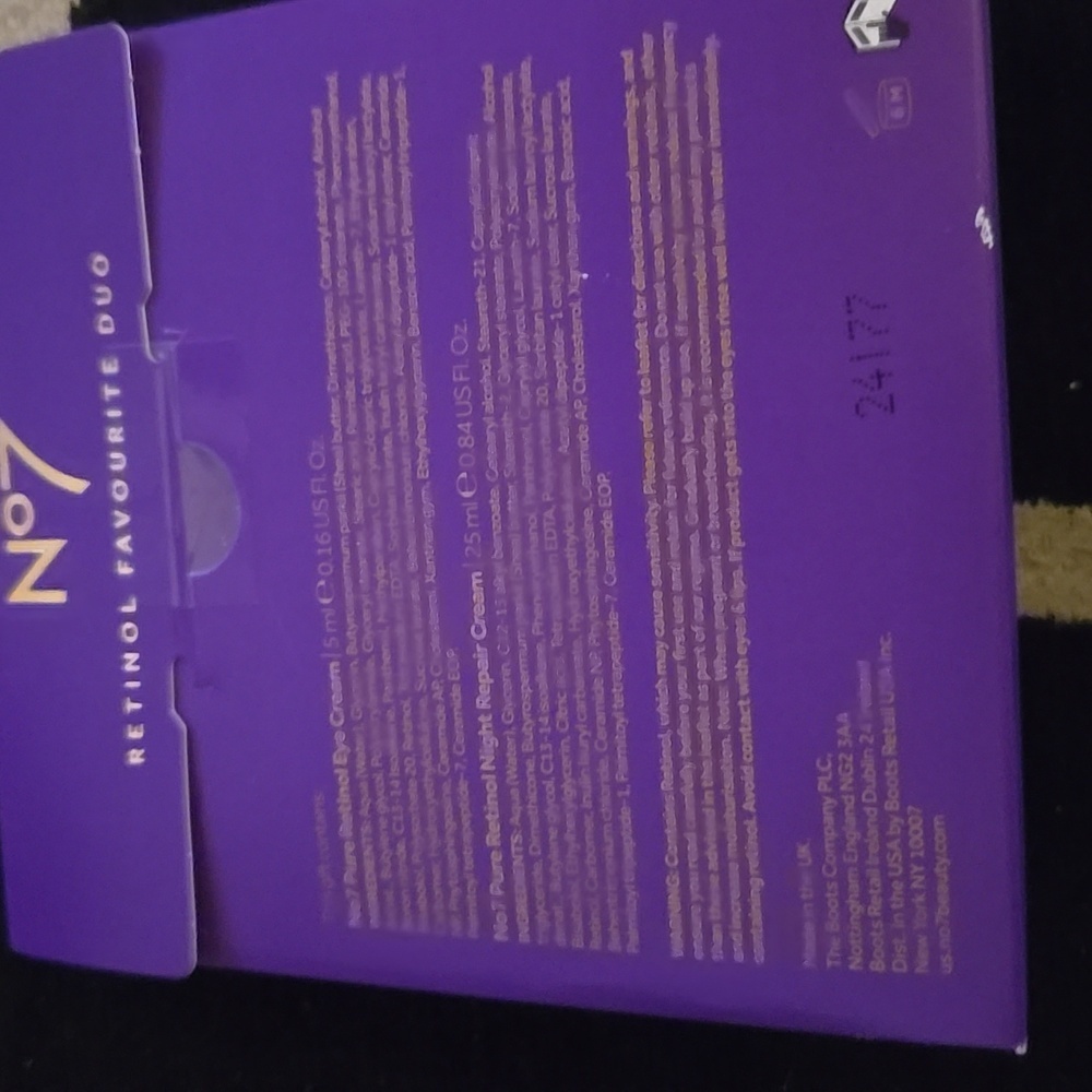 NO7 PURE RETINOL GIFT SET LIMITED EDITION - Picture 3 of 3